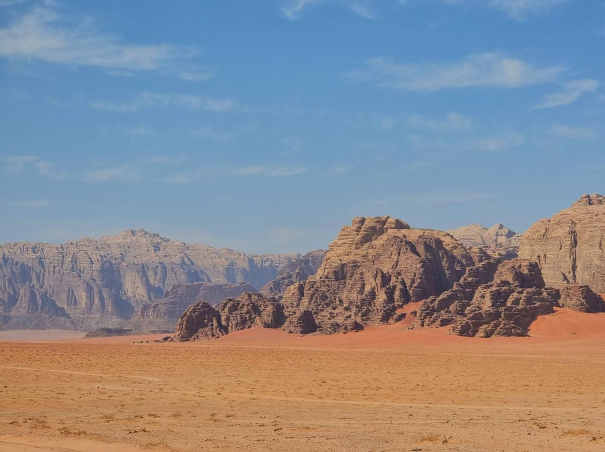 Desert Knights Camp Wadi Rum Exterior foto