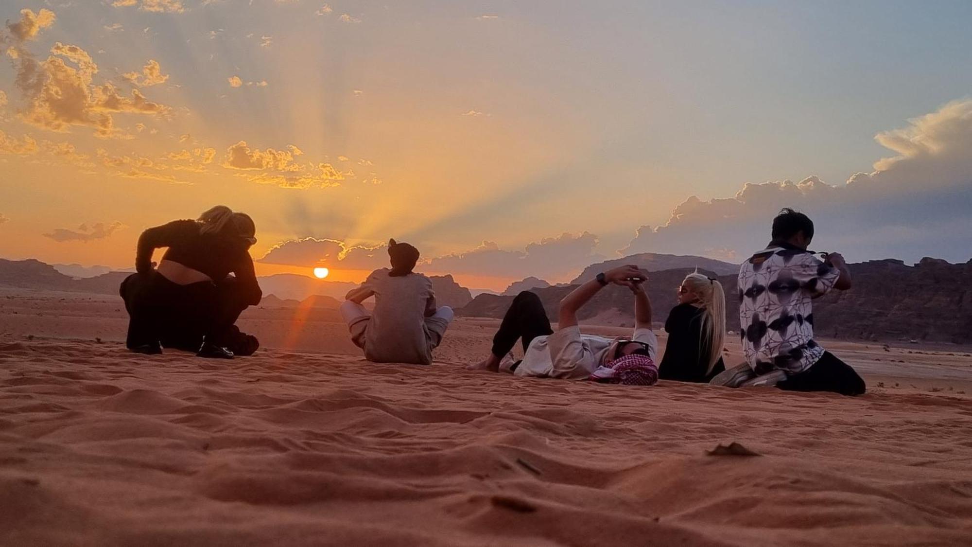 Desert Knights Camp Wadi Rum Exterior foto