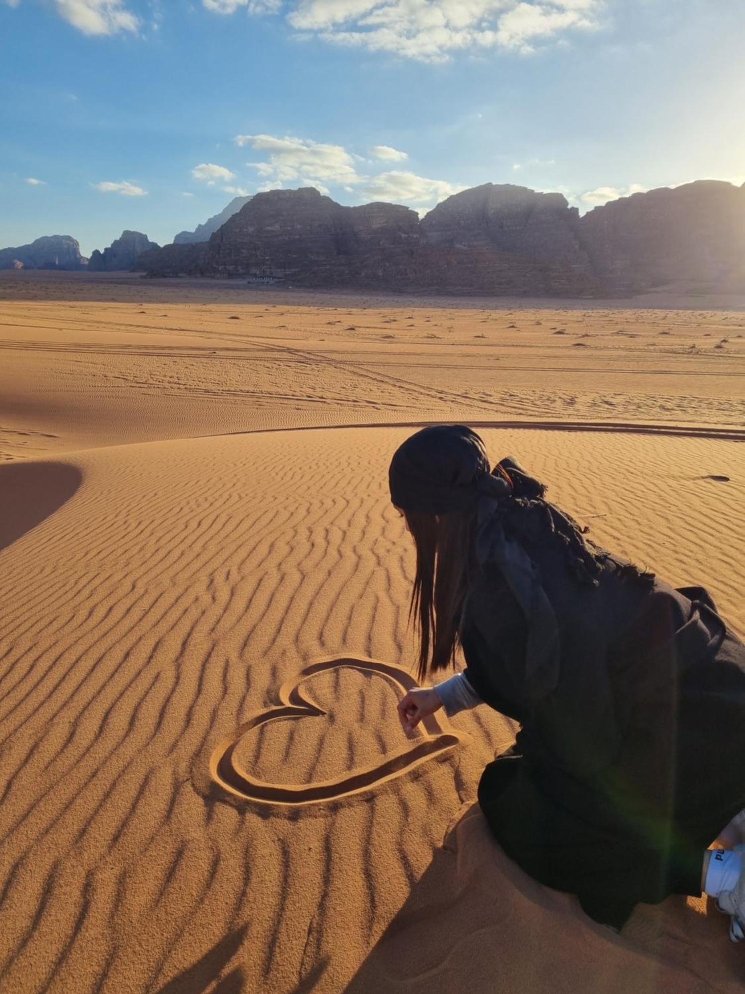 Desert Knights Camp Wadi Rum Exterior foto